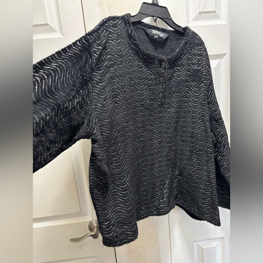 Black Textured Women's Top